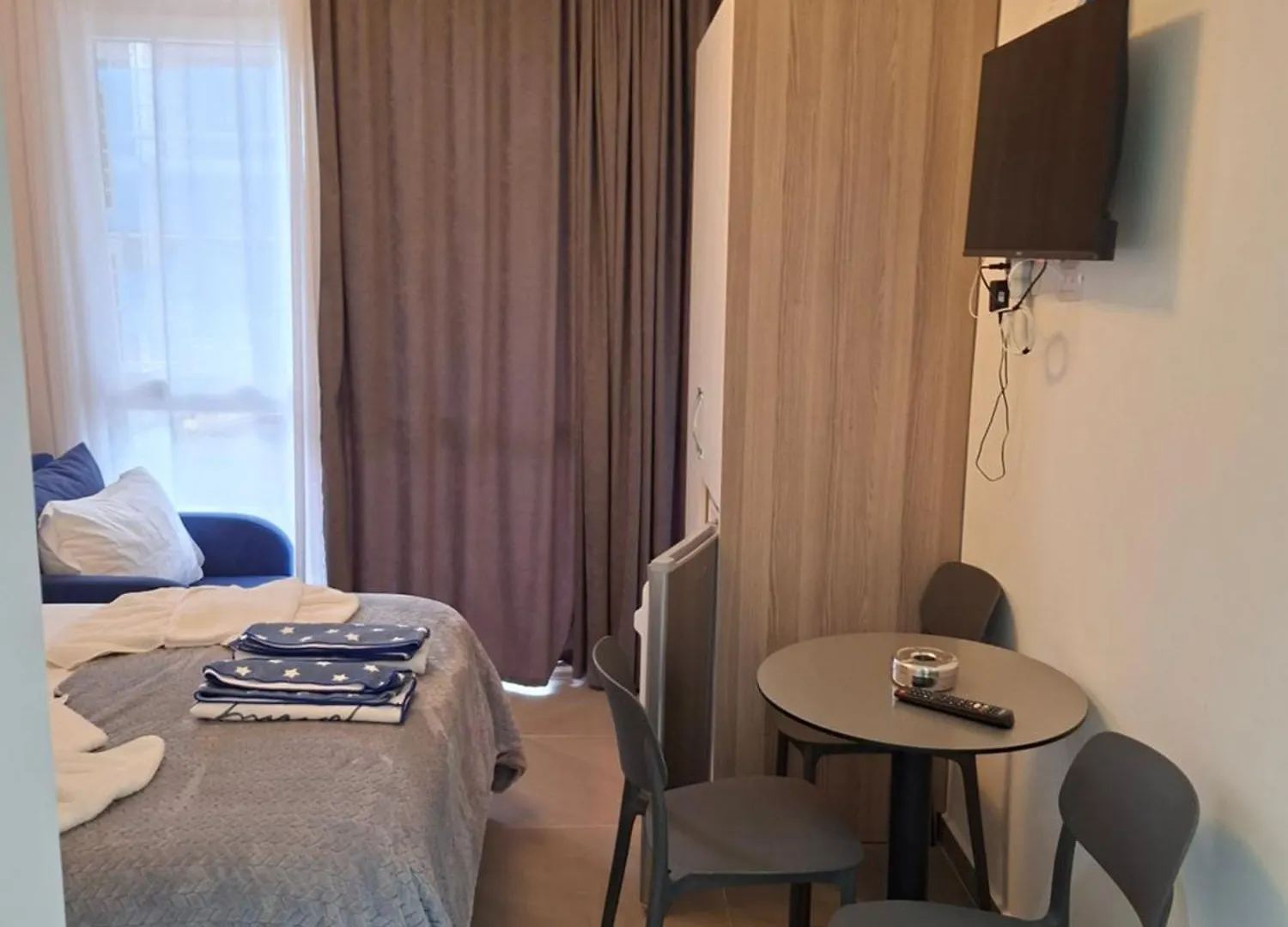 D&D Hotel Shengjin